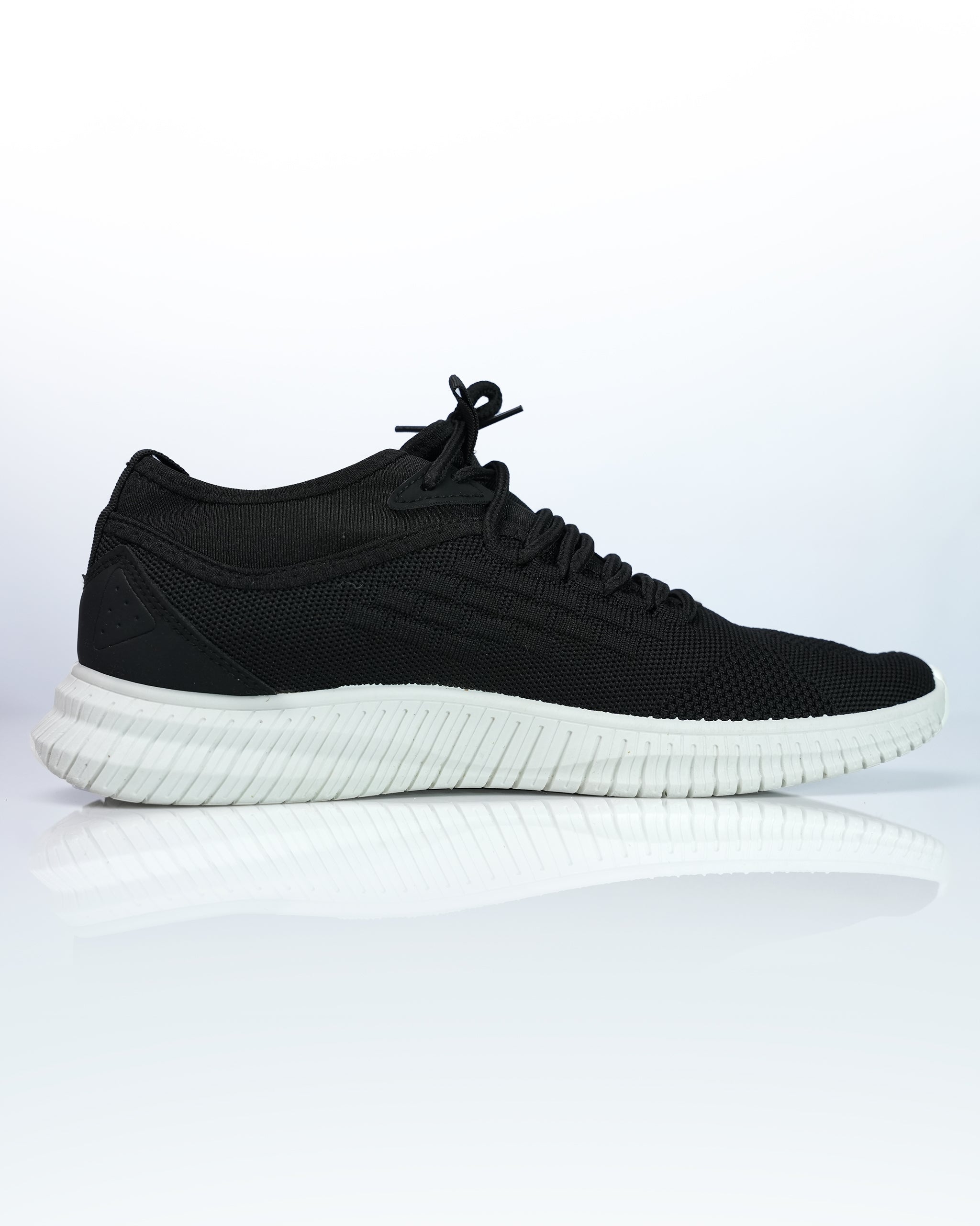 Goldstar Black Flyknit Casual Running Shoes For Men GS160