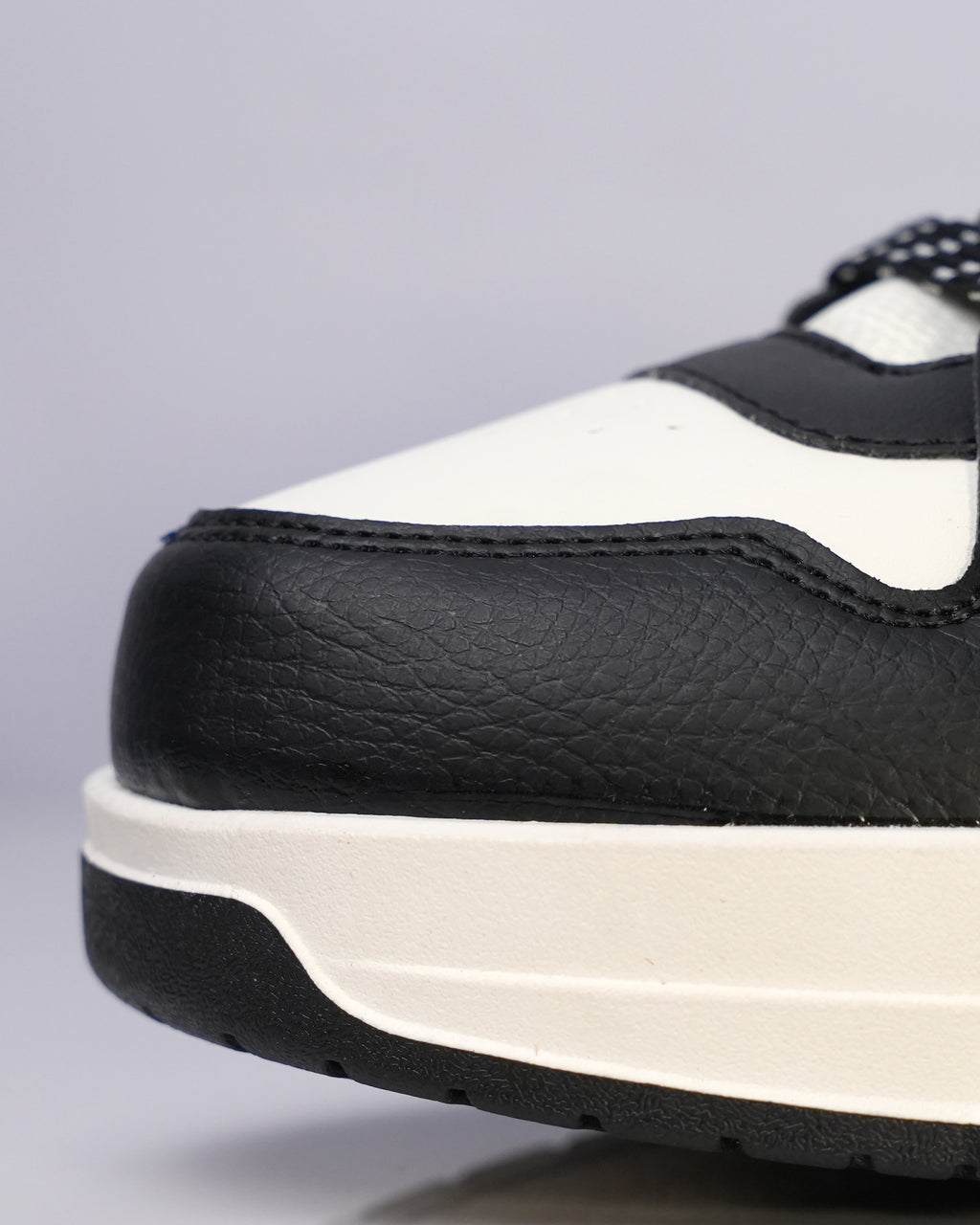 Goldstar Black Off-White Chunky Casual Sneakers For Men GS161