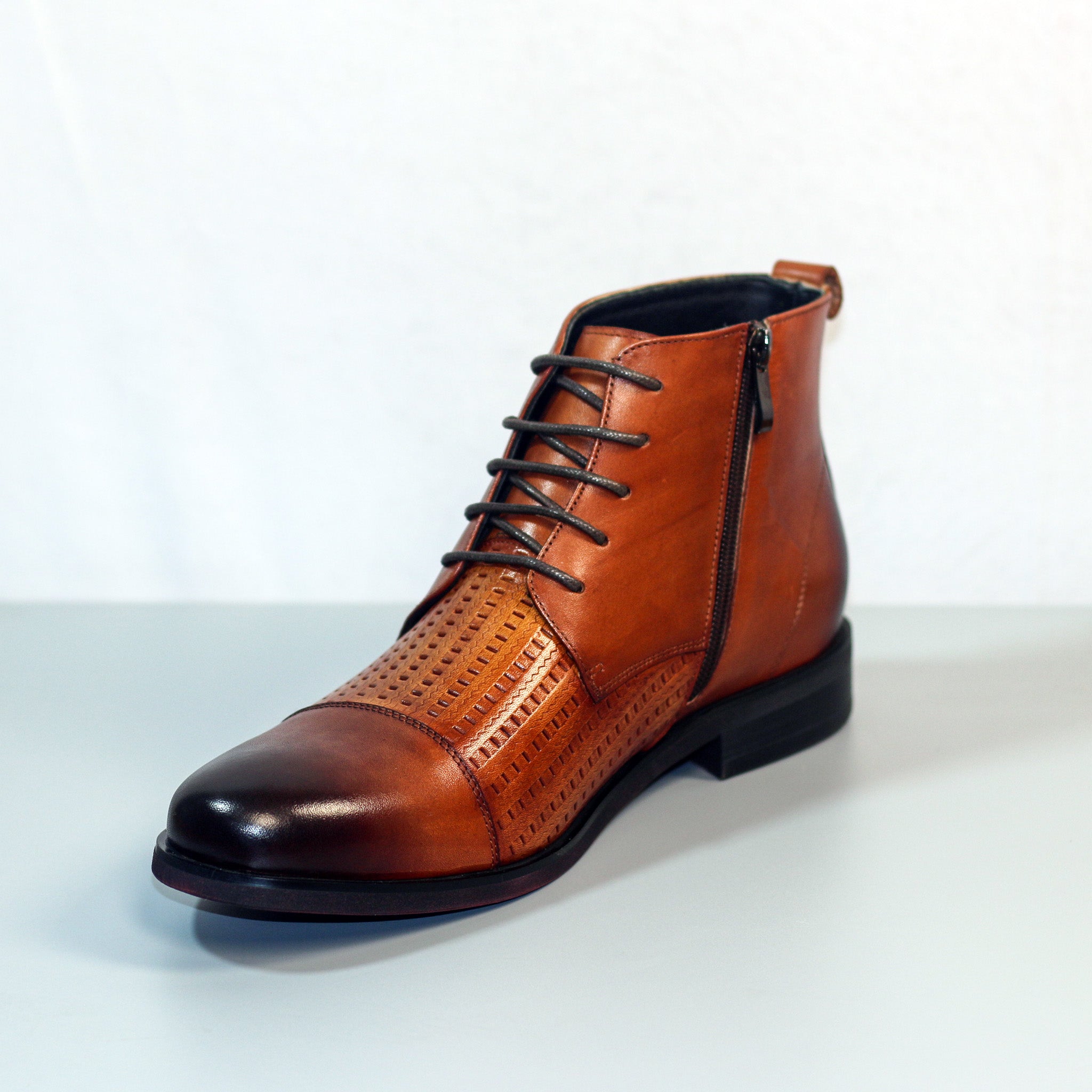 Men's Two‑Tone Leather Dress Boots [GS107]