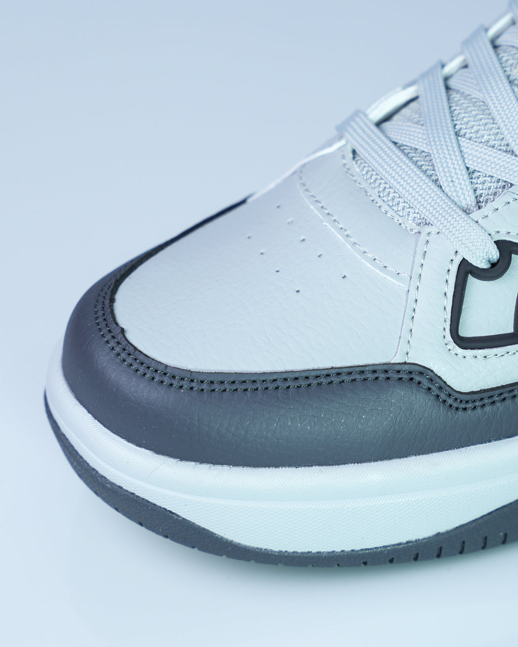 TBL GS175 men’s retro sport-casual sneakers with PU leather upper and rubber outsole