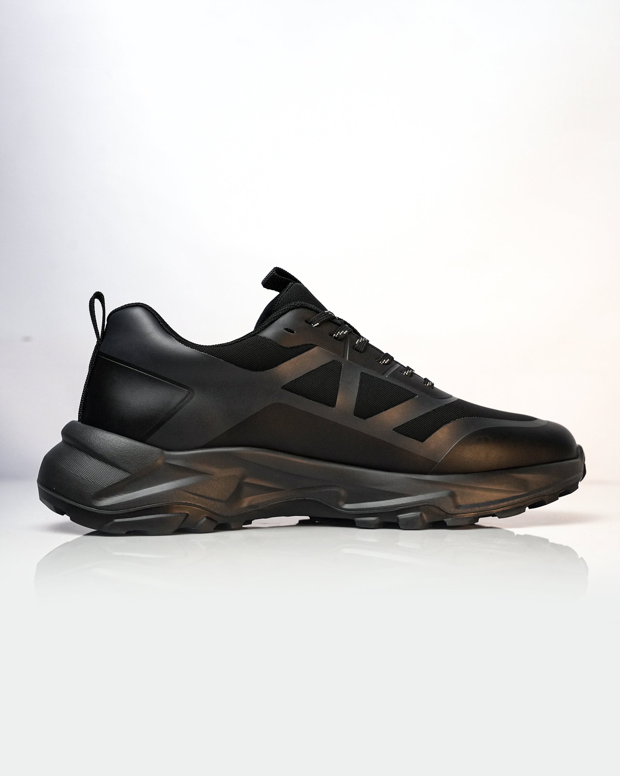 Warrior Black Grey Leisure Sports Shoes For Men GS143