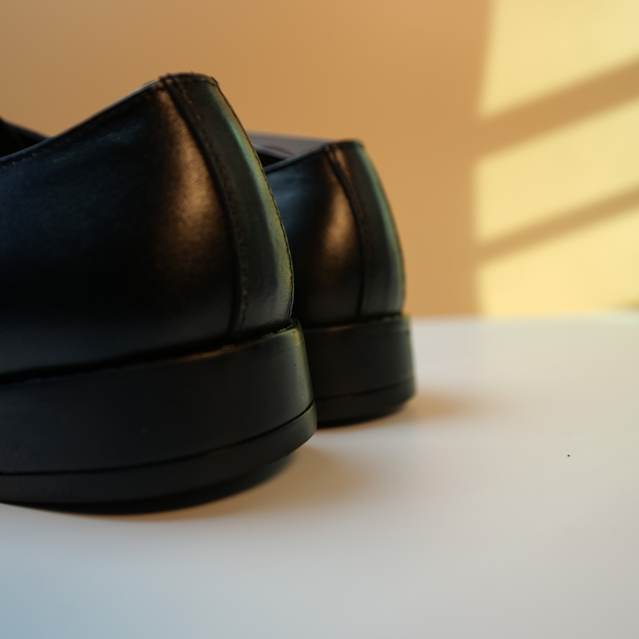 Classic Black Single Monk Strap Shoes [GS122] - Jutapasal