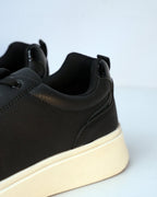 Goldstar Black Casual Low-Top Sneakers For Men GS166 - Jutapasal