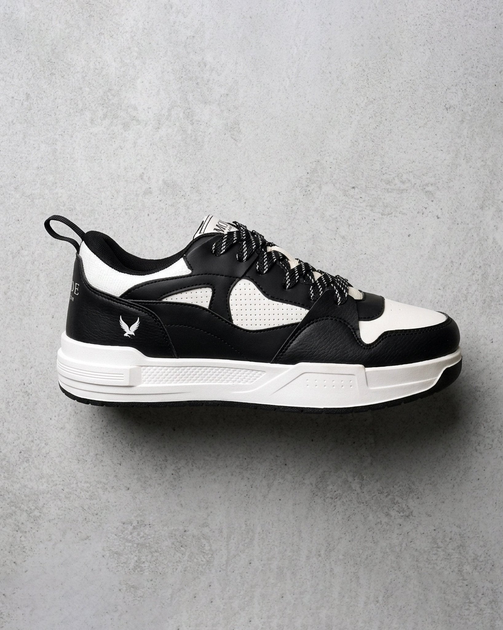 Goldstar Black Off-White Chunky Casual Sneakers For Men GS161 - Jutapasal