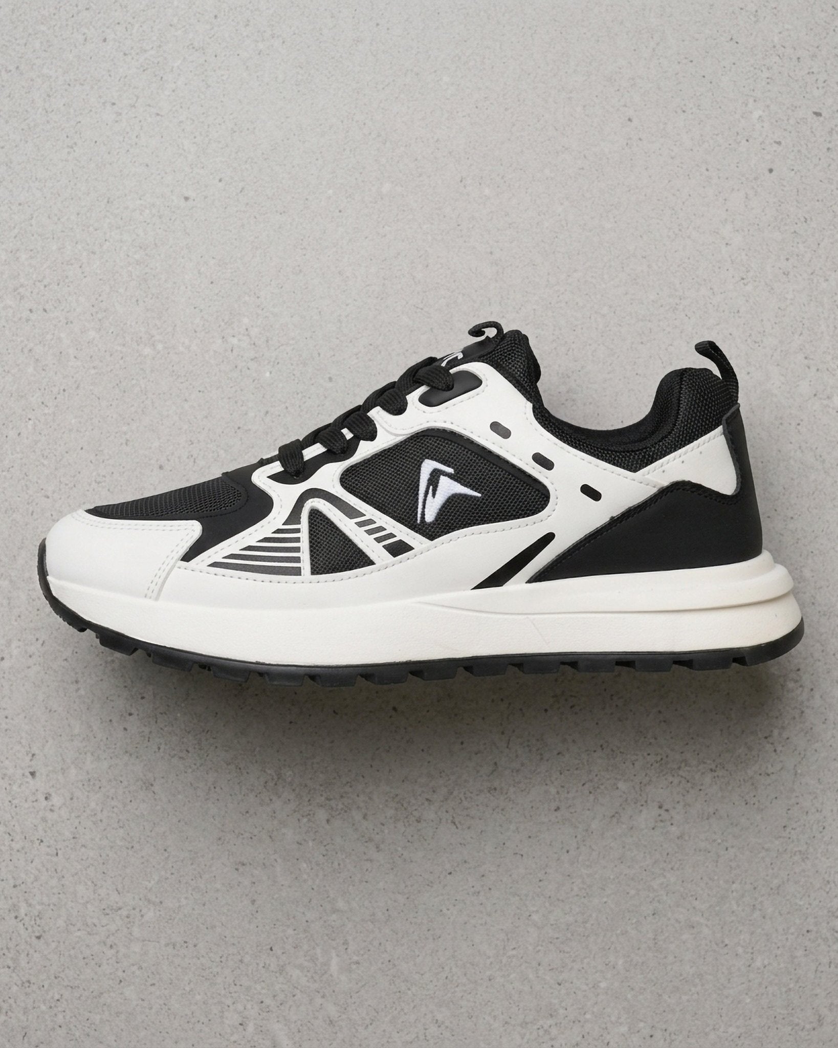 Goldstar White Black Casual Sneakers For Men GS164 - Jutapasal