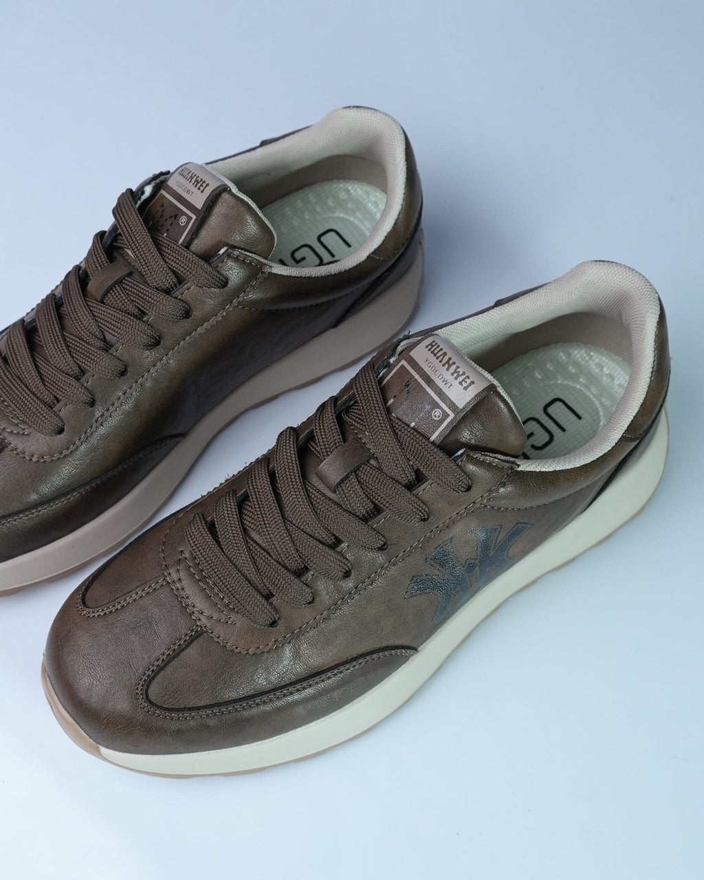 HUANWEI Brown Retro Sneakers For Men GS156 - Jutapasal