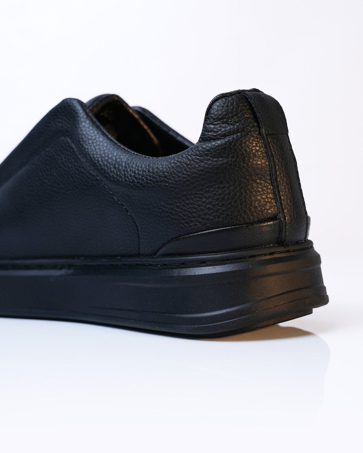 Men's Leather Slip-On Sneakers GS185 - Jutapasal