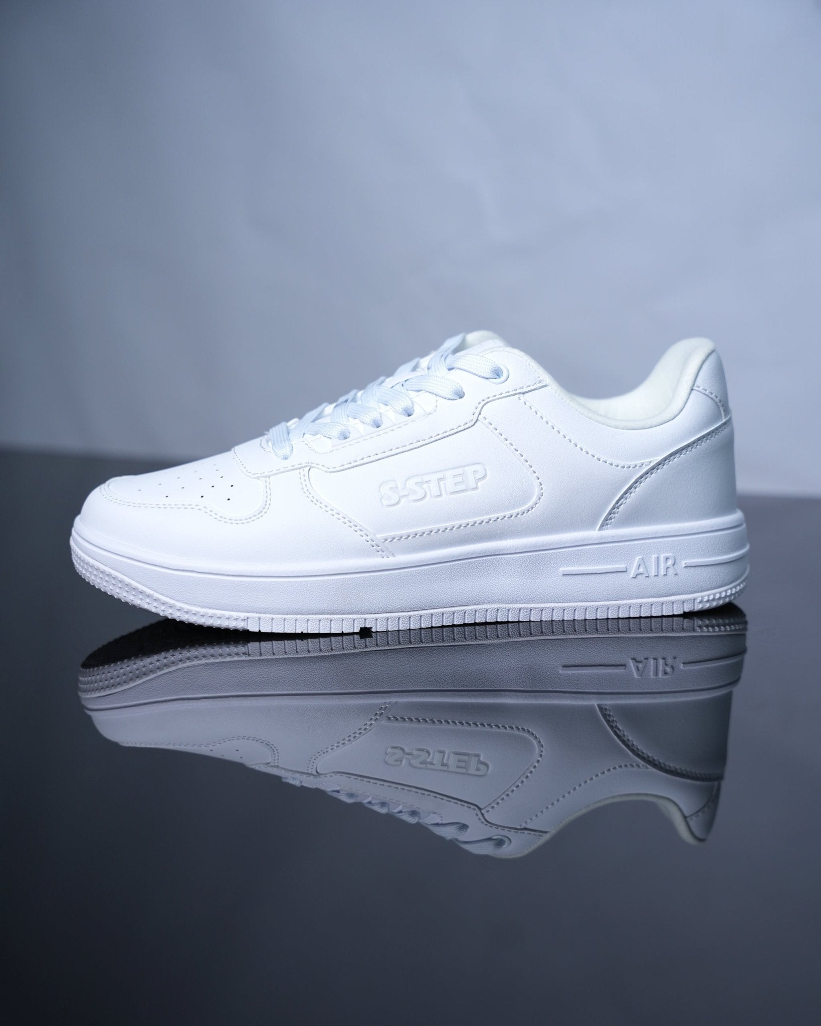 S-STEP Classic Low-Top Casual Sneakers GS174 - Jutapasal