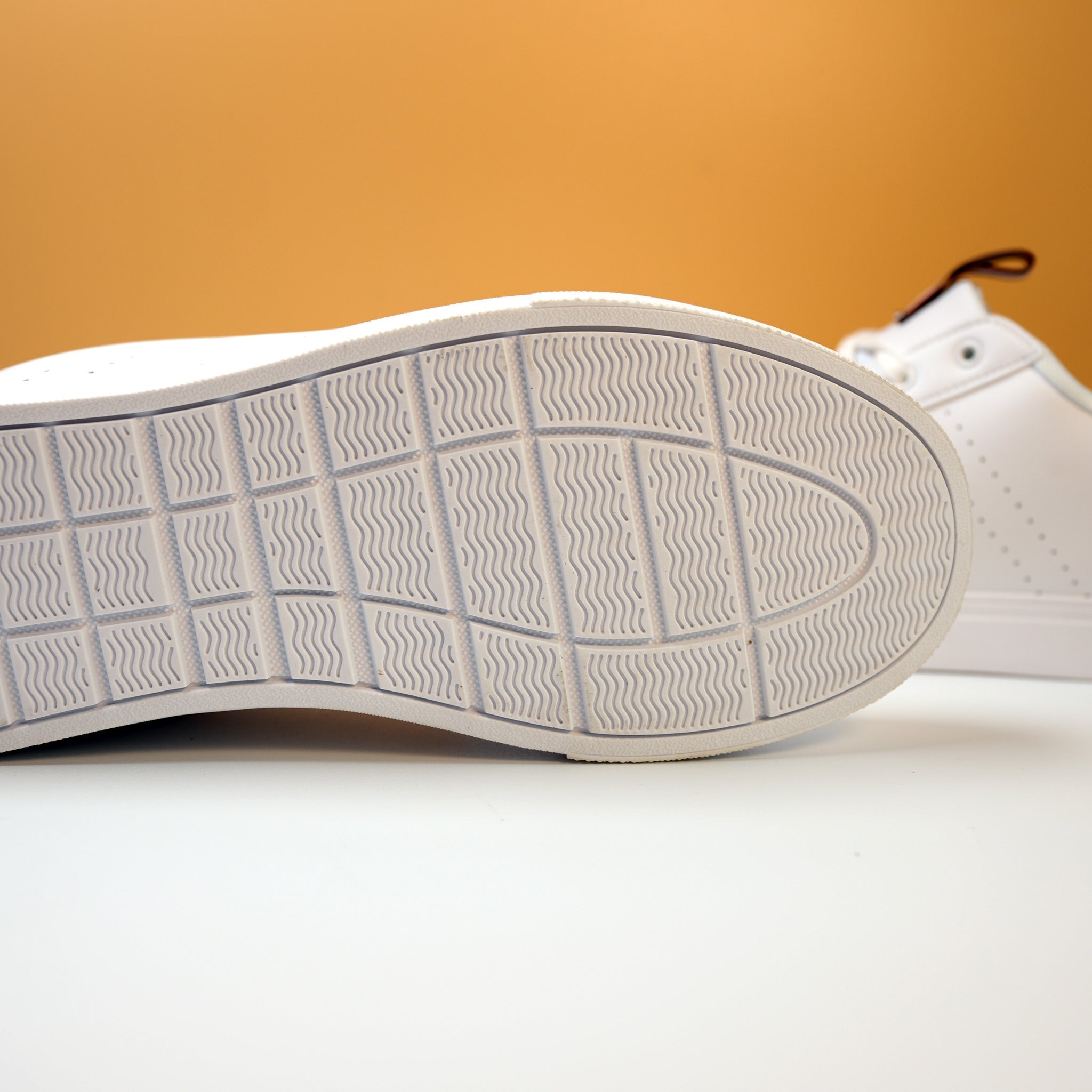 Signature White Court Classics Sneakers [GS126] - Jutapasal