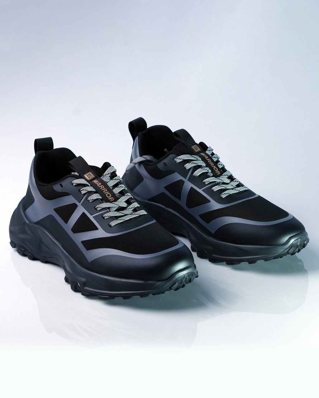 Warrior Black Grey Leisure Sports Shoes For Men GS143 - Jutapasal